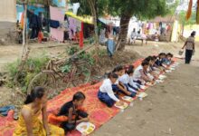 कन्या भोज कराया गया