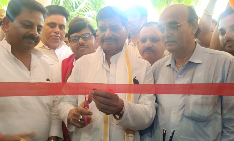 विद्यालय का उद्घाटन