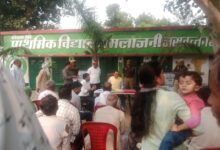 किसानो की परेशानी डीएमने सनी