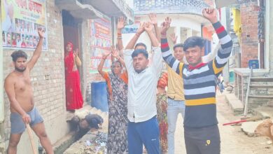ग्रामीणों का विरोध सफाई को लेकर