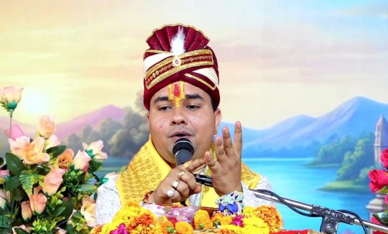 सुदामा चरित्र का वर्णन करते हुए पूंजी पंडित जी